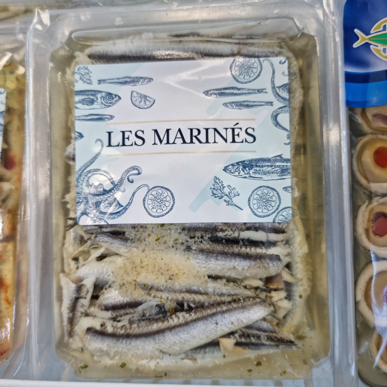 Les Marinés Anchovies with Garlic Oil 200g